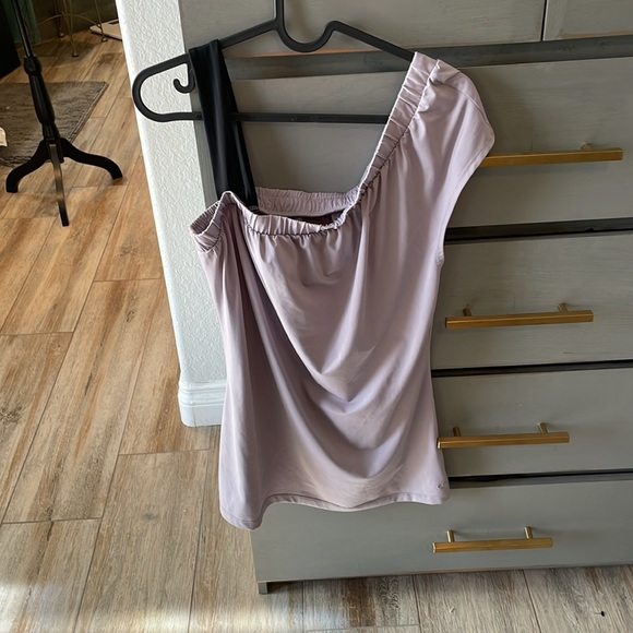 Gap lilac, purpleish, color shirt, size large - Picture 2 of 4